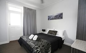 The Lakes Hotel